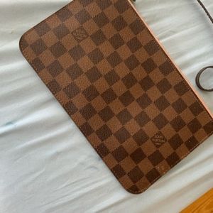 Louis Vuitton Bags - Clutch Louis Vuitton Louis Vuitton Bags - Clutch Louis Vuitton